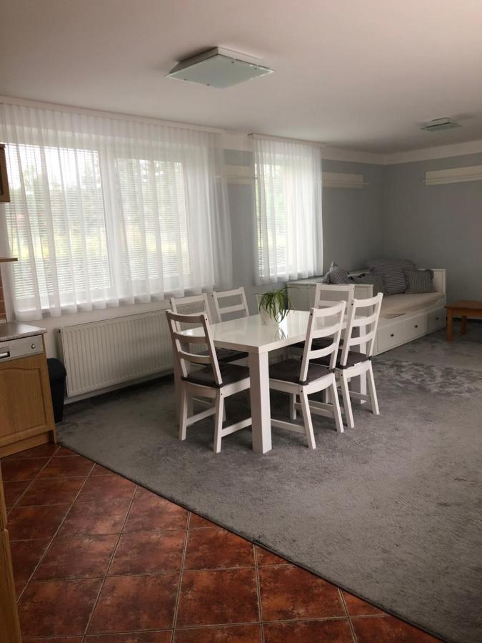 Prazdninovy Dum Zavadilka Villa Ceske Budejovice Kültér fotó